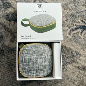 Wanderlust Portable speaker from the JillyBox New